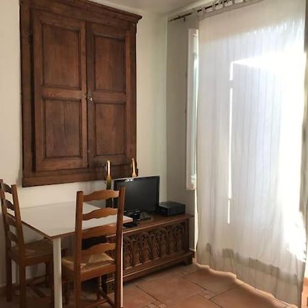 Location Studio Place Du Marche 4Eme Etage Bastia  Exterior photo